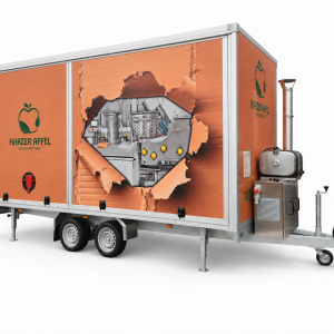 Remorque mobile de transformation des fruits